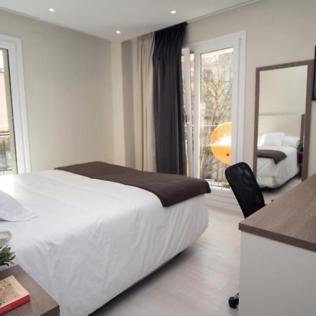 Hotel Ciudadela Pamplona Kültér fotó