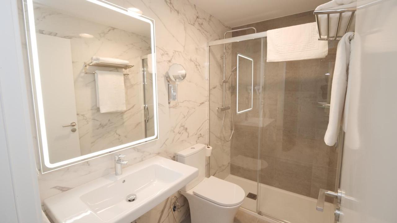 Hotel Ciudadela Pamplona Kültér fotó